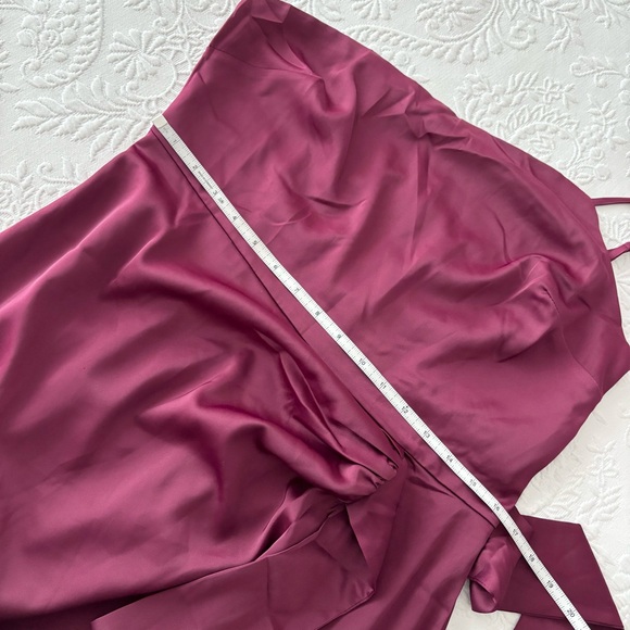 NWOT Lulus Meant to Be Together Wine Red Satin One-Shoulder Midi Dress Large - Picture 7 of 8